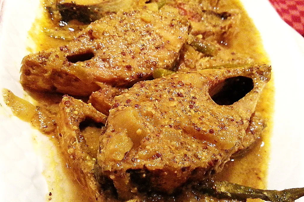 Shorshe Bhapa Hilsa 