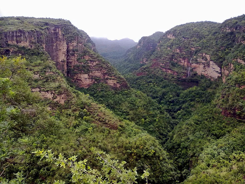 Pachmarhi_valley_Madhya_Pradesh