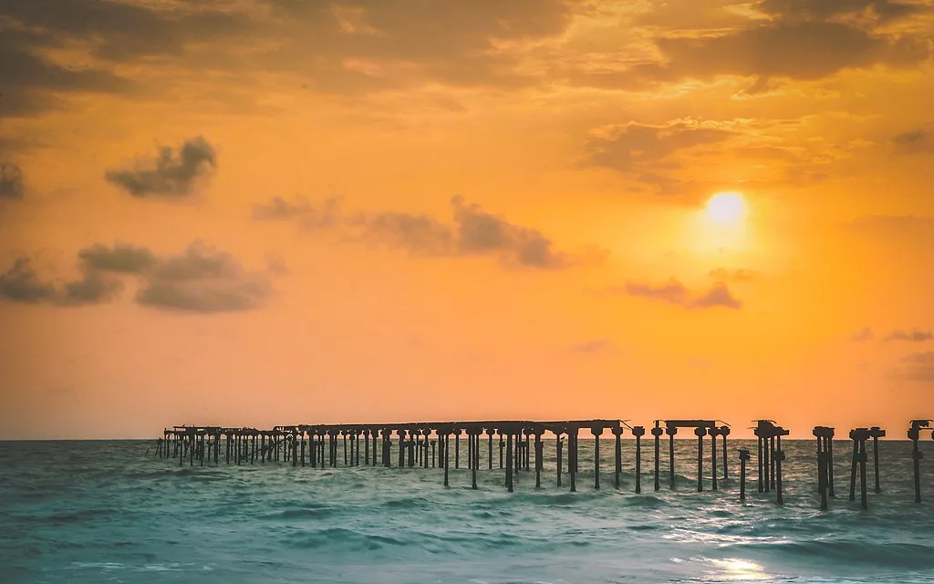 The beautiful sunset at Alleppey beach