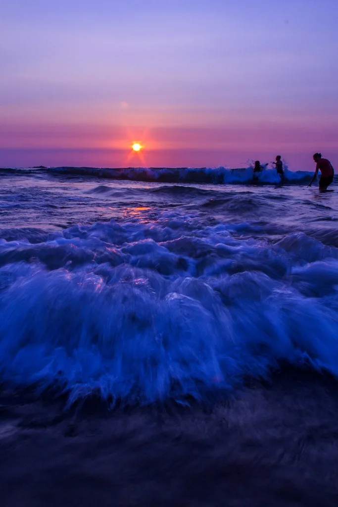 The mezmerising sunset at Kundle beach